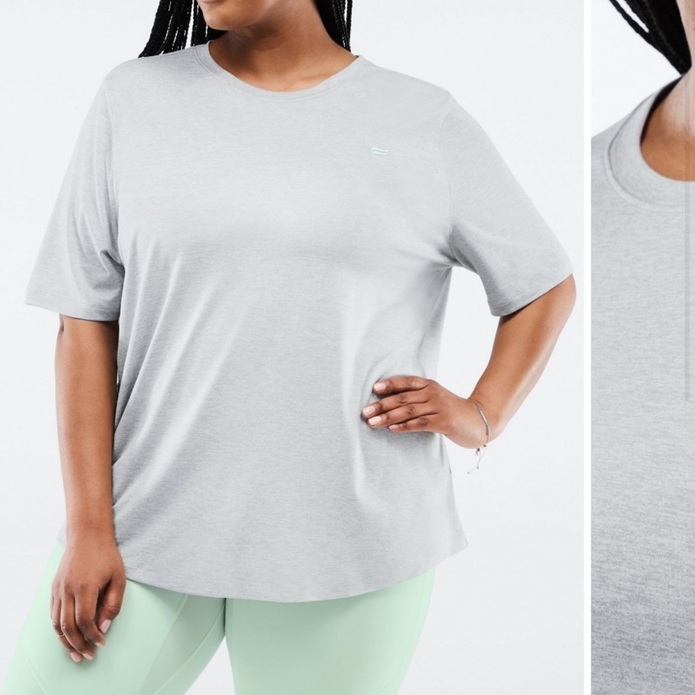 Fabletics tshirt